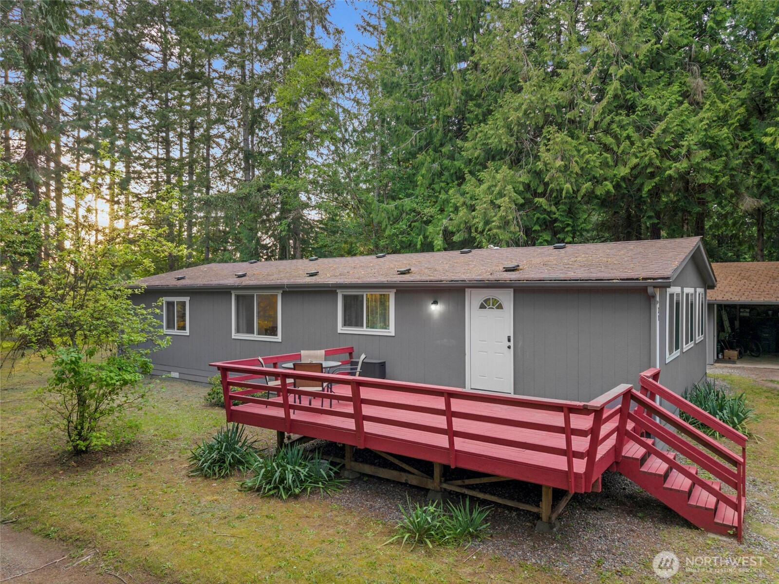 21 E Burrows Lane, Shelton, WA 98584