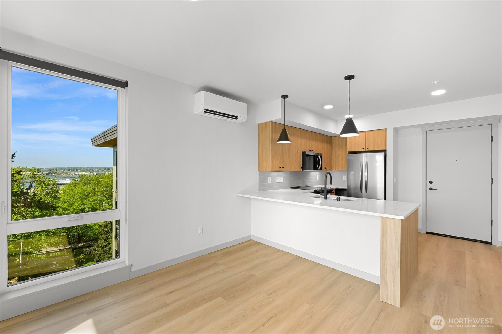 820 N State Street, Bellingham, WA 98225