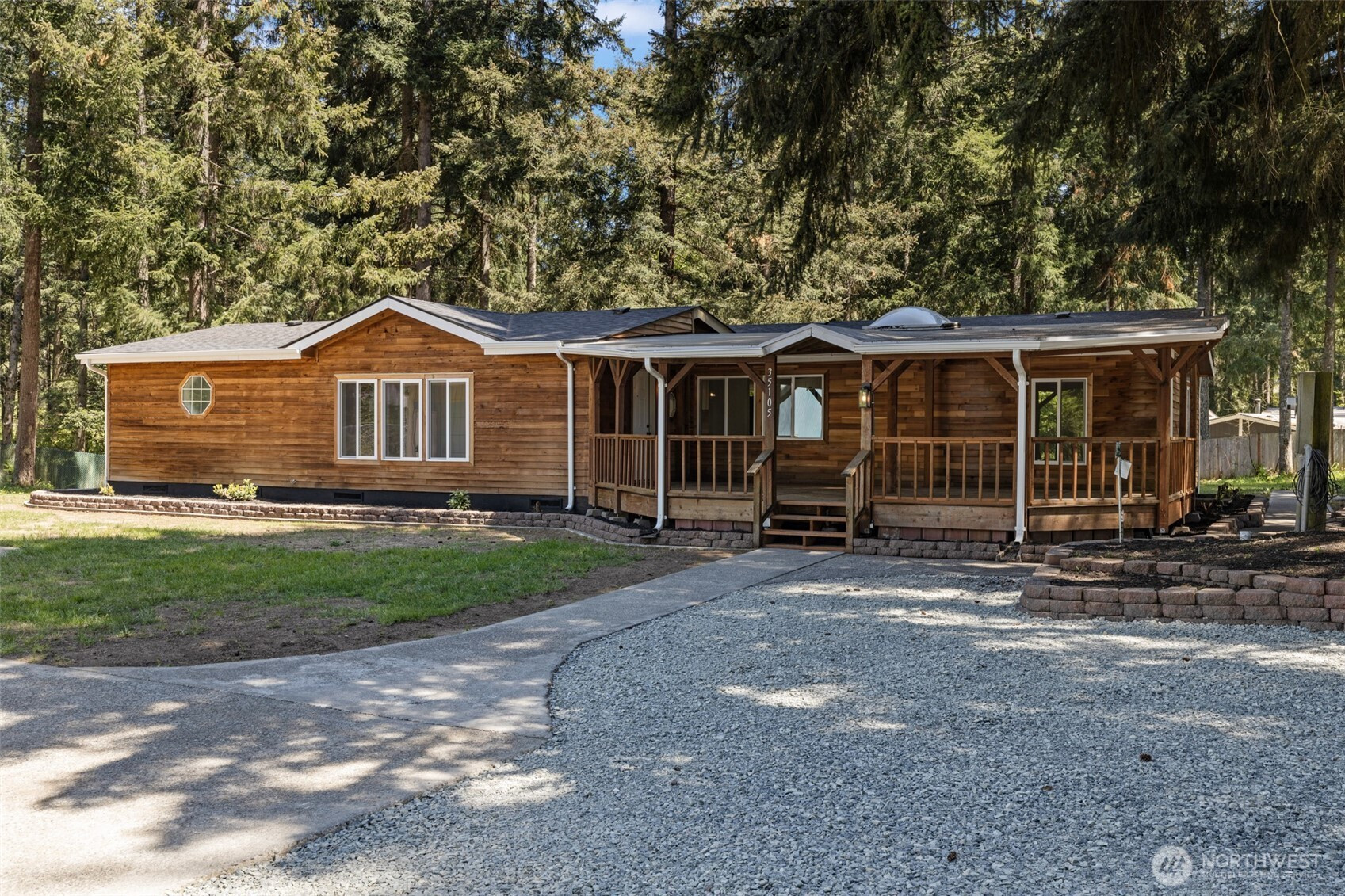 35105 34th Avenue E, Eatonville, WA 98328
