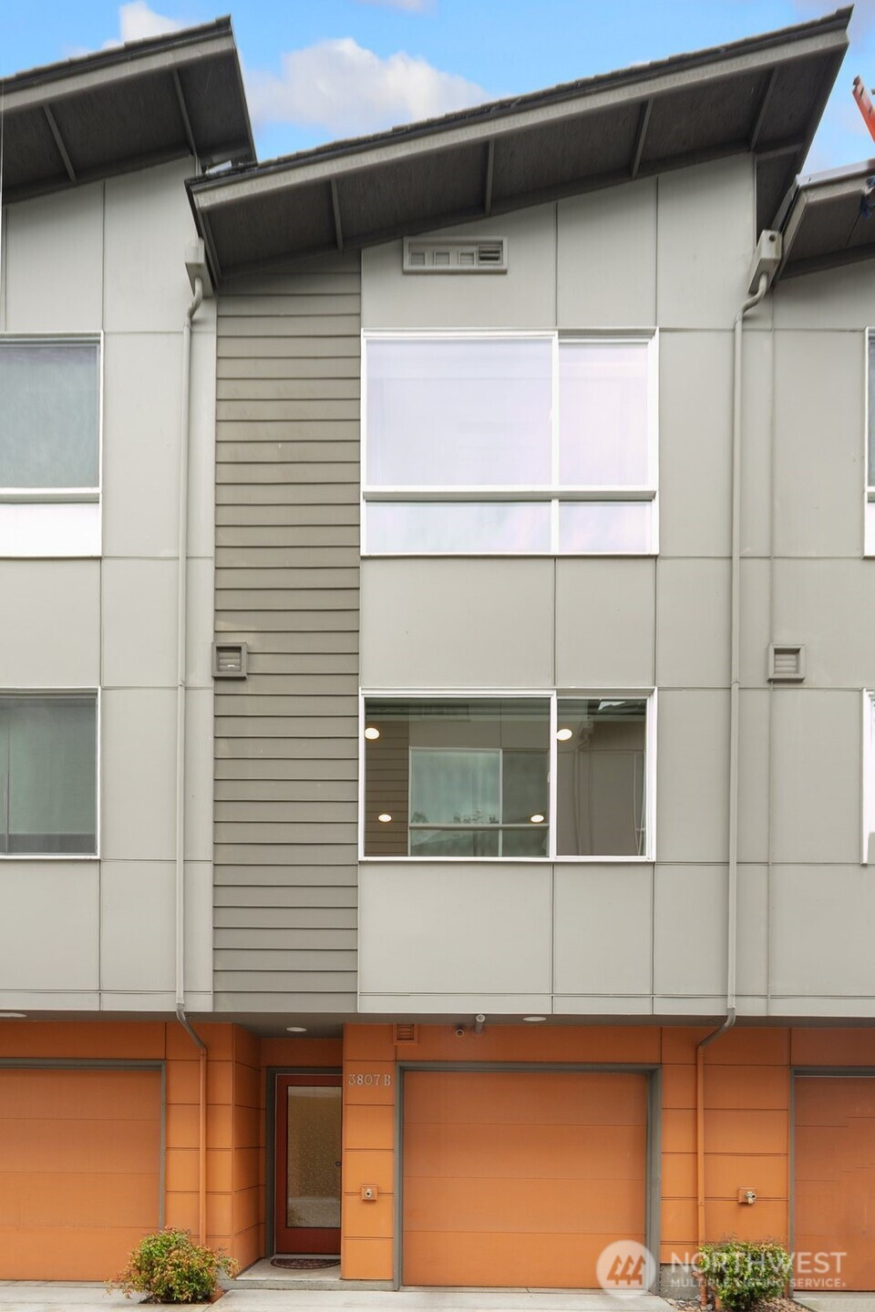 3807 Martin Luther King Jr Way S, Seattle, WA 98108