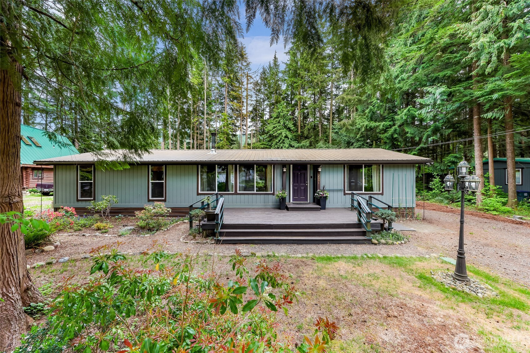 2091 Clear Valley Drive, Maple Falls, WA 98266