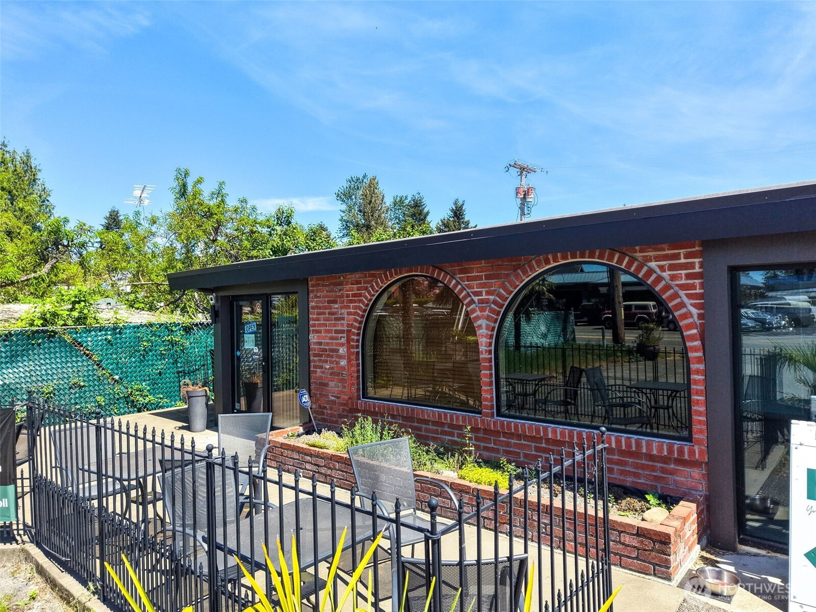 32616 3rd Avenue, Black Diamond, WA 98010