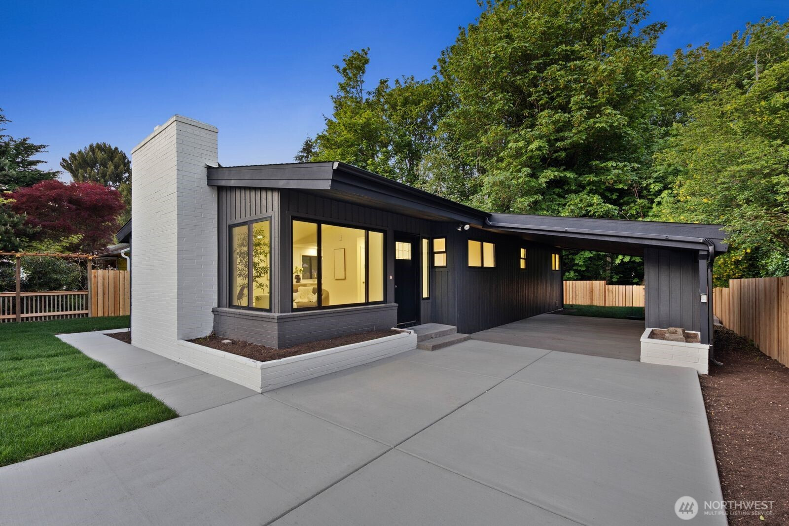 10012 8th Avenue NW, Seattle, WA 98177