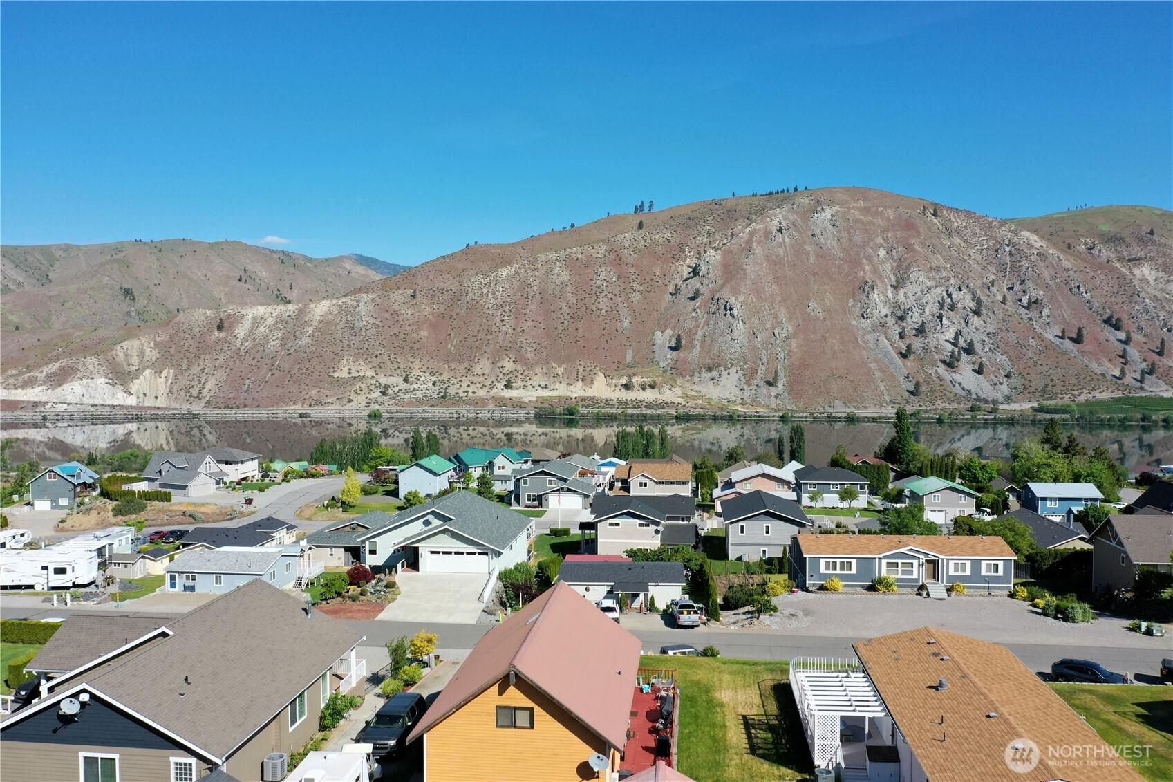 445 Entiat Place, Orondo, WA 98843