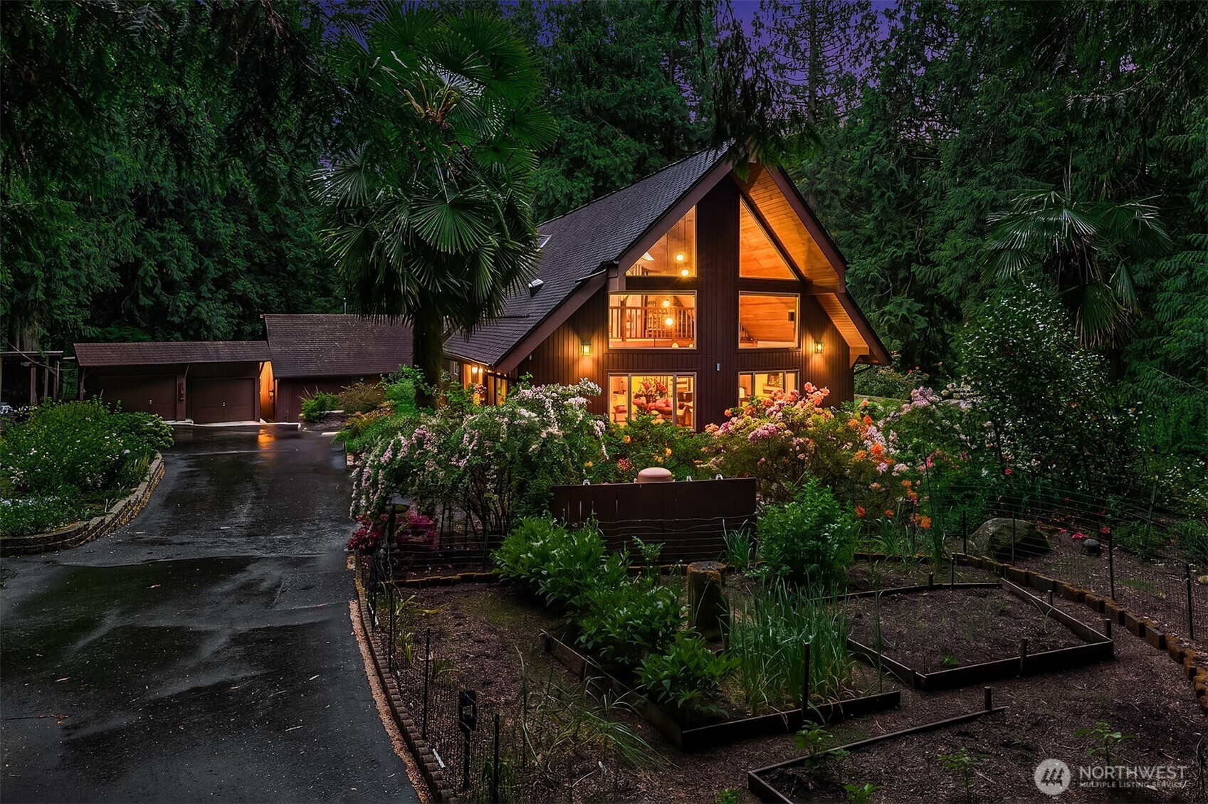 20717 SE 222nd Street, Maple Valley, WA 98038