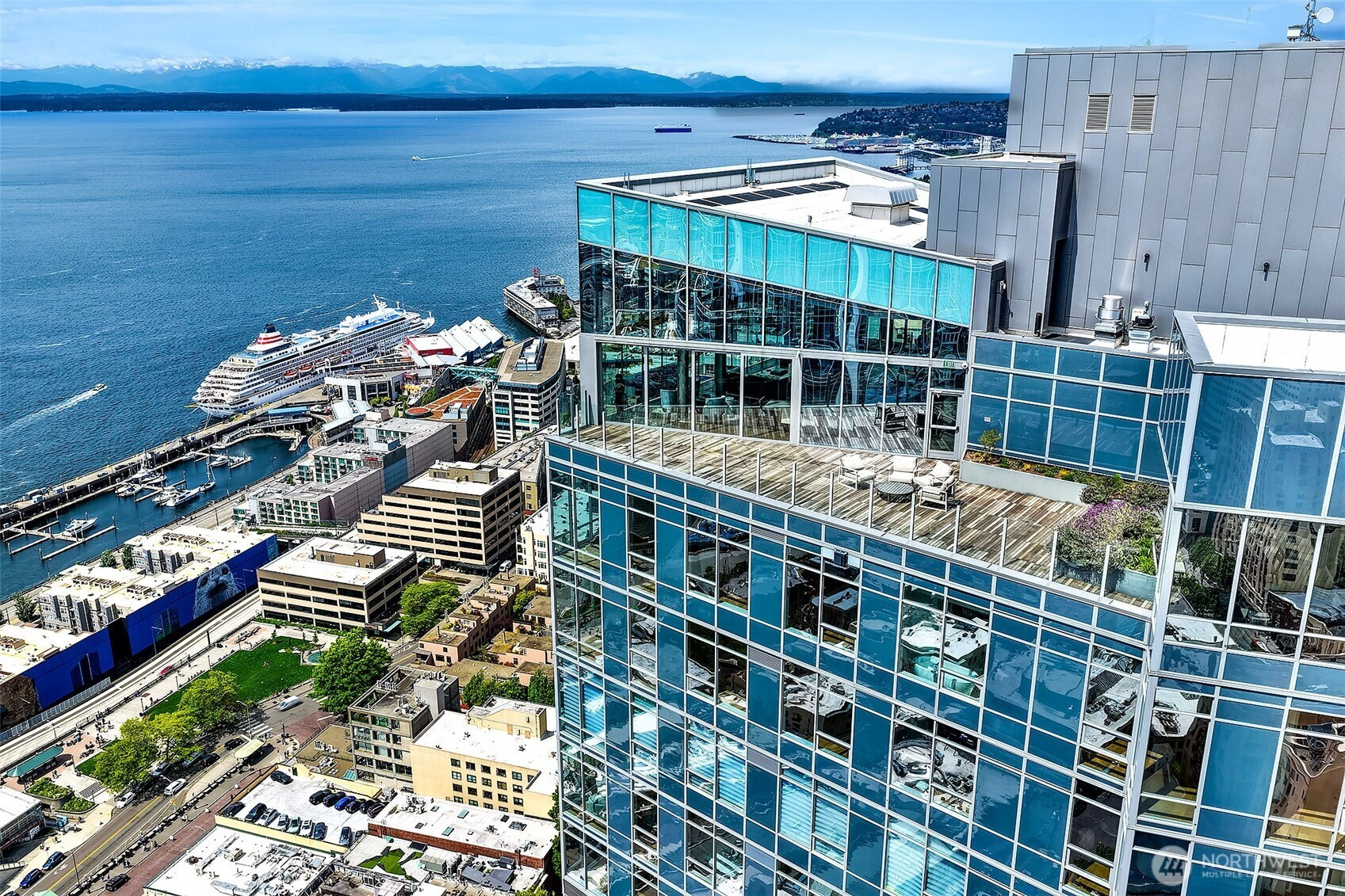 121 Stewart Street, Seattle, WA 98101