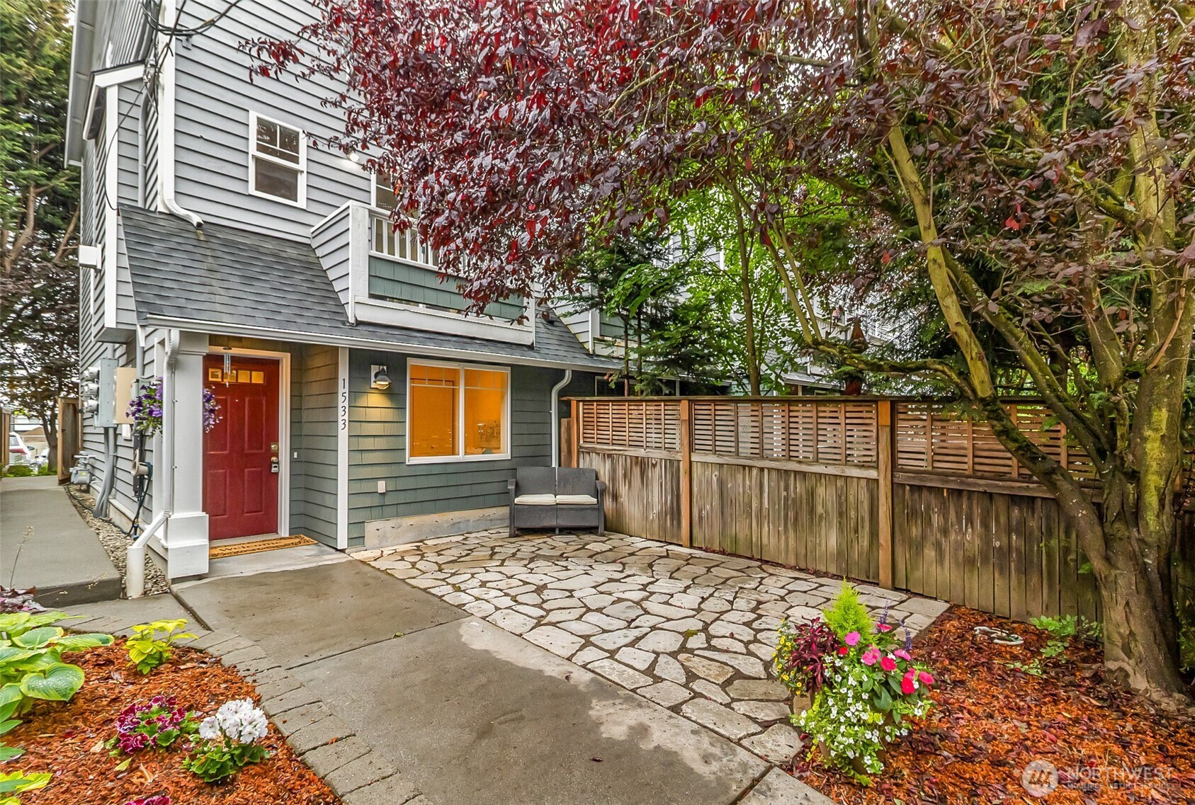 1533 NW 51st Street, Seattle, WA 98107