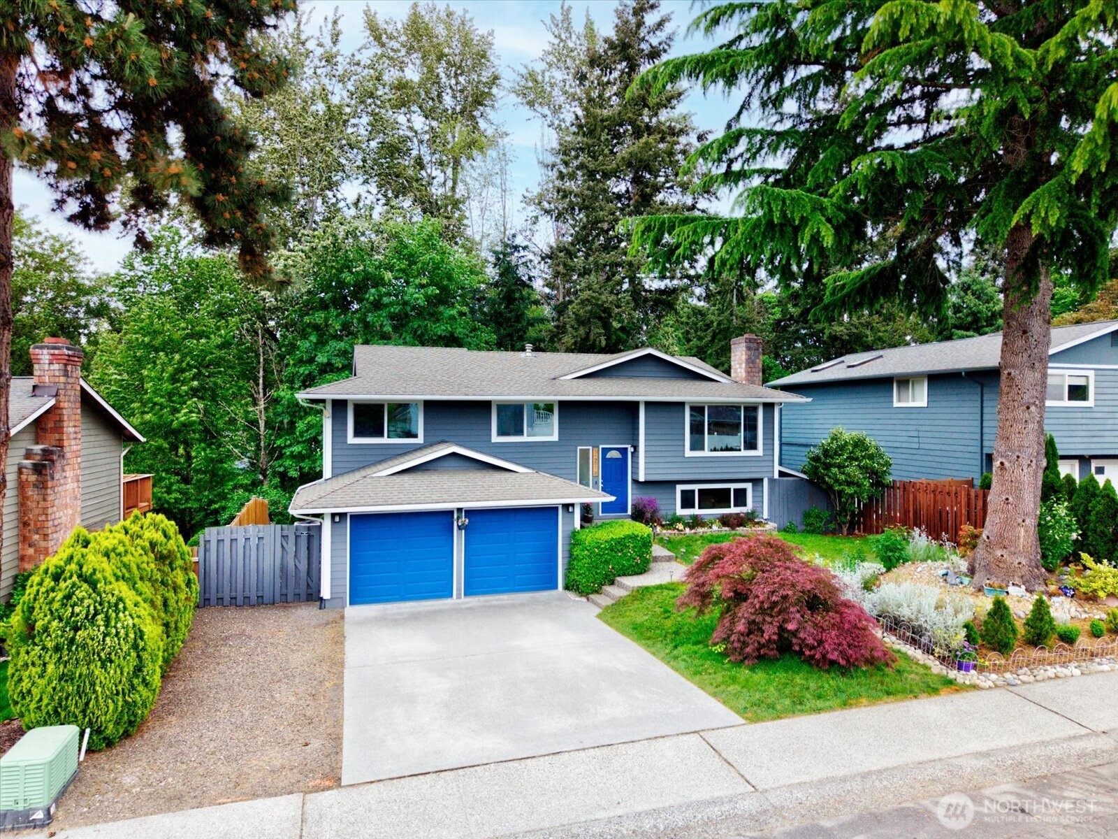 12818 NE 135th Street, Kirkland, WA 98034