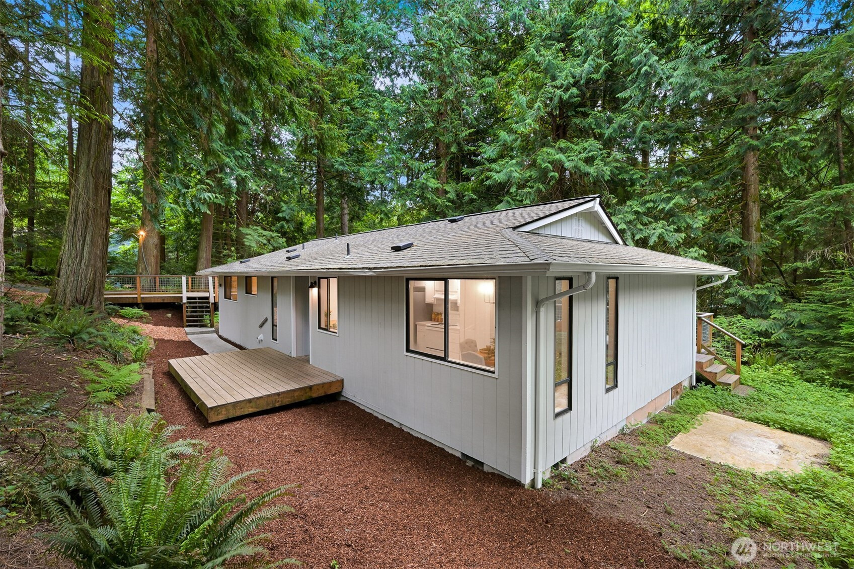 10 B Little Strawberry Lane, Bellingham, WA 98229