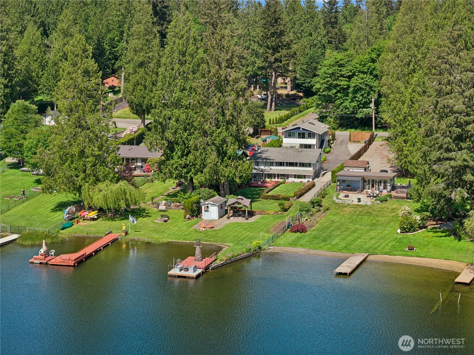 31025 E Lake Morton Drive SE, Kent, WA 98042