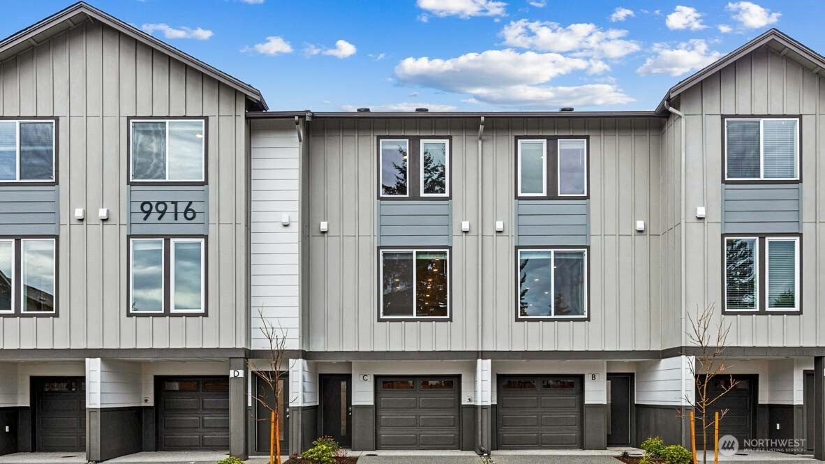 16830 20th Avenue W, Lynnwood, WA 98037