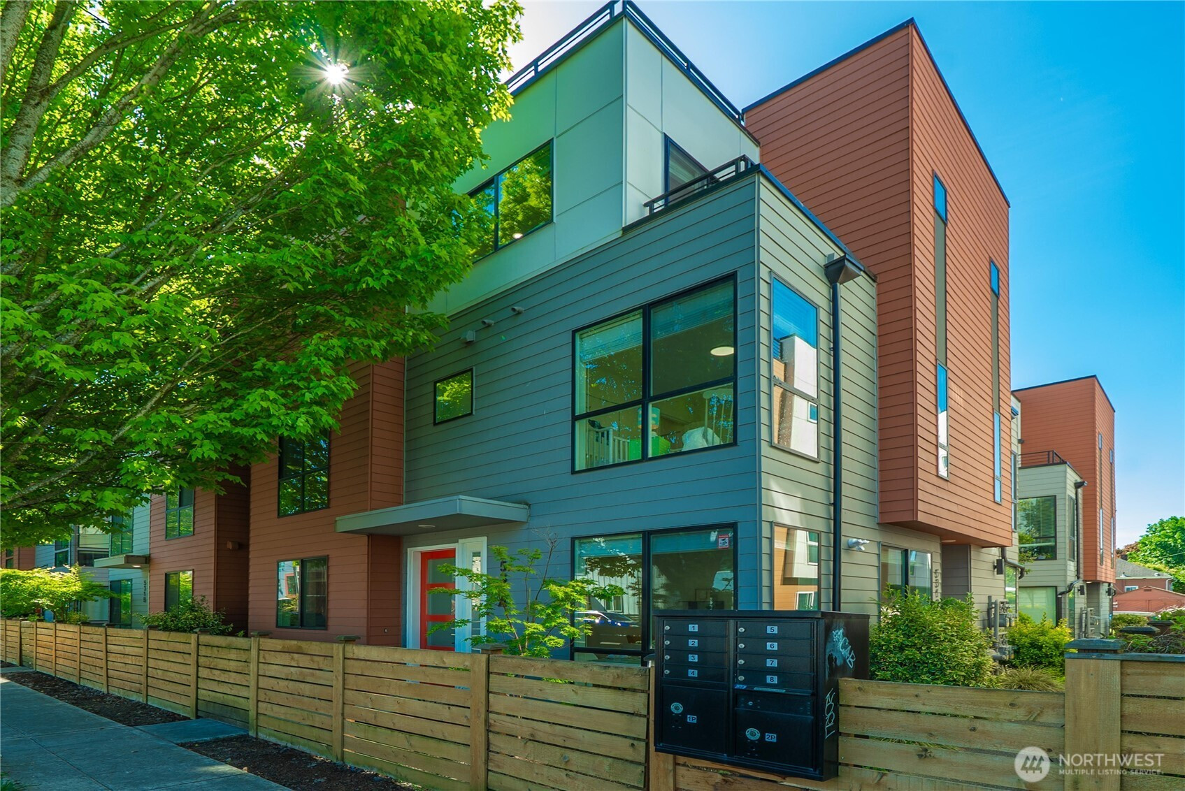 531 S Cloverdale Street, Seattle, WA 98108