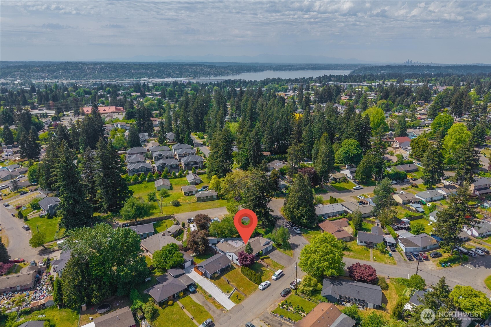 691 Redmond Avenue NE, Renton, WA 98056