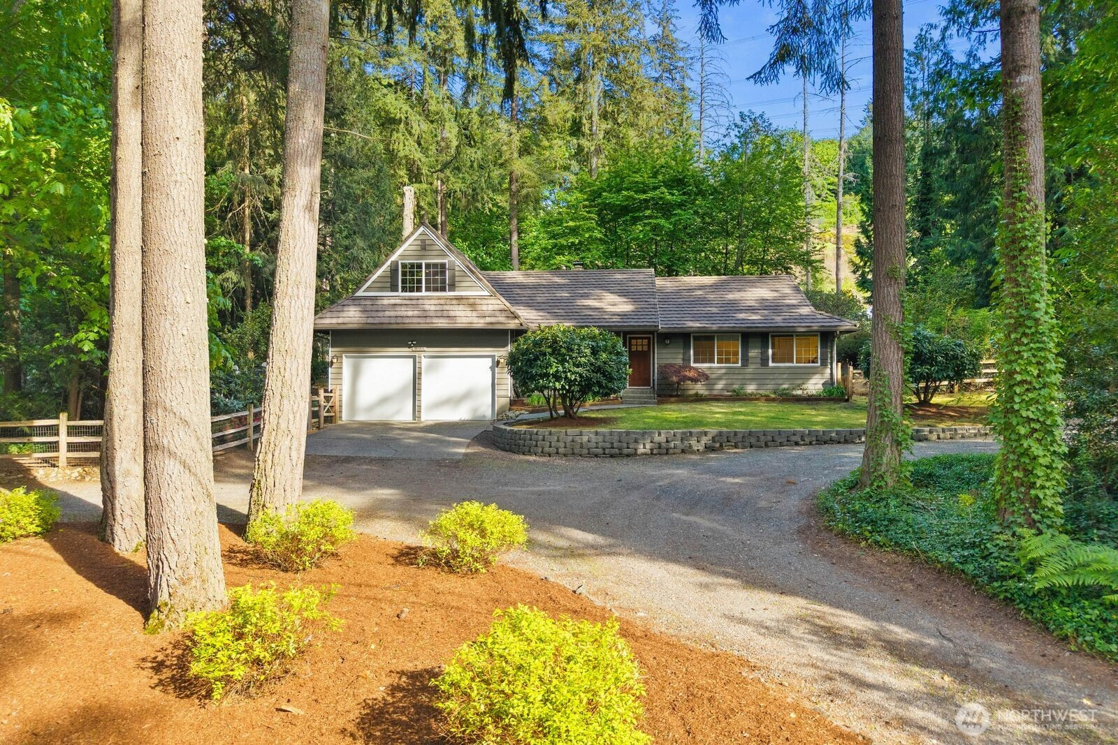 16464 239th Avenue SE, Issaquah, WA 98027
