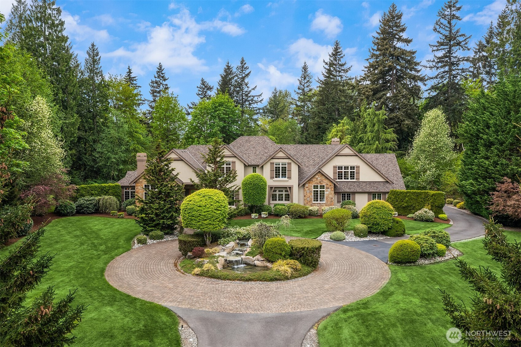 8407 255th Avenue NE, Redmond, WA 98053
