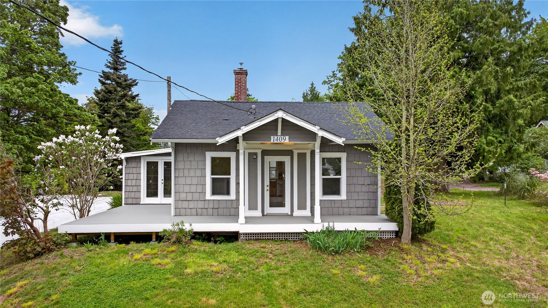 1409 E Dallman Road, Camano Island, WA 98282