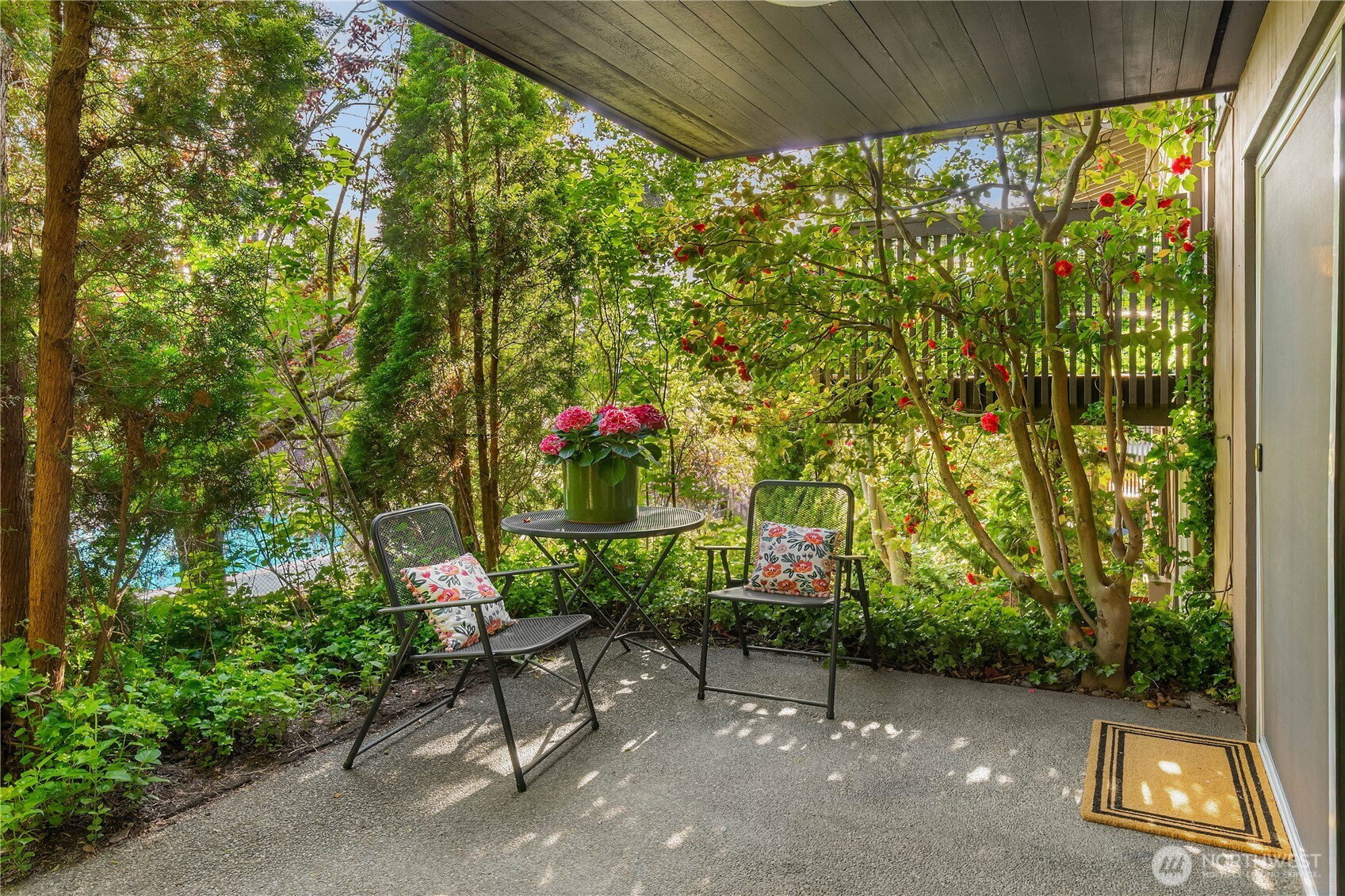 1425 S Puget Drive, Renton, WA 98055