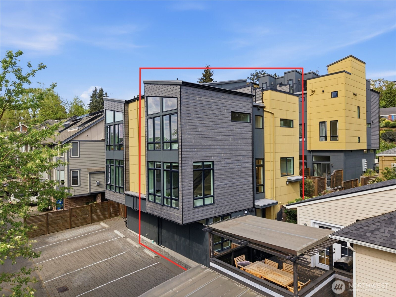 3011 30th Avenue W, Seattle, WA 98199