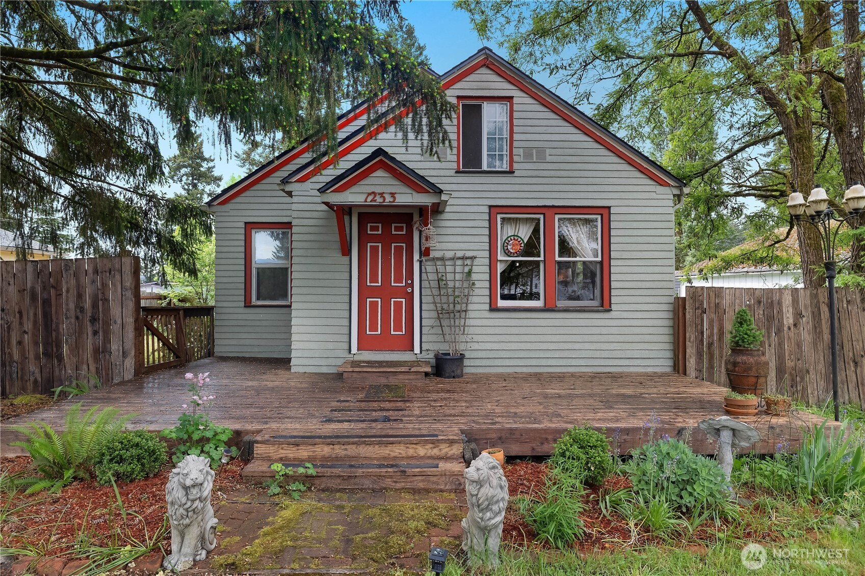 1233 W Birch Street, Shelton, WA 98584