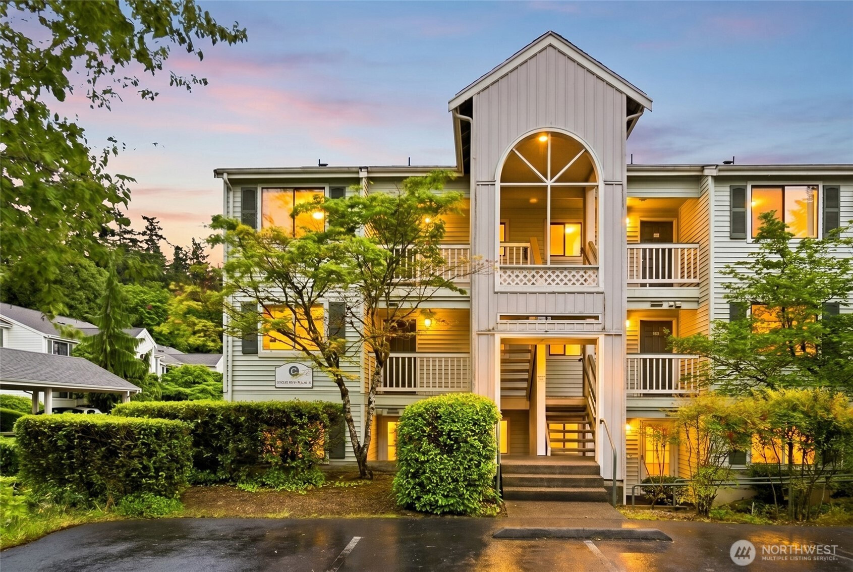 25005 98th Place S, Kent, WA 98030