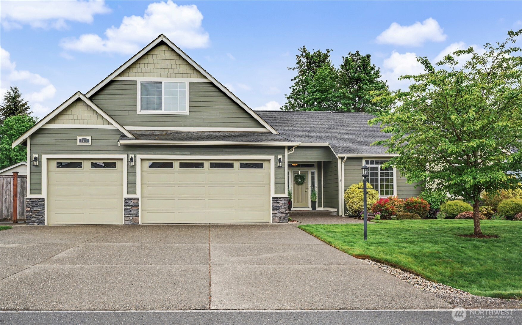 2911 Fenmoor Lane SE, Olympia, WA 98501