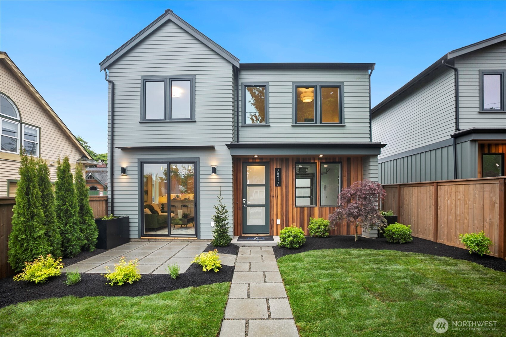 2817 W Bertona Street, Seattle, WA 98199