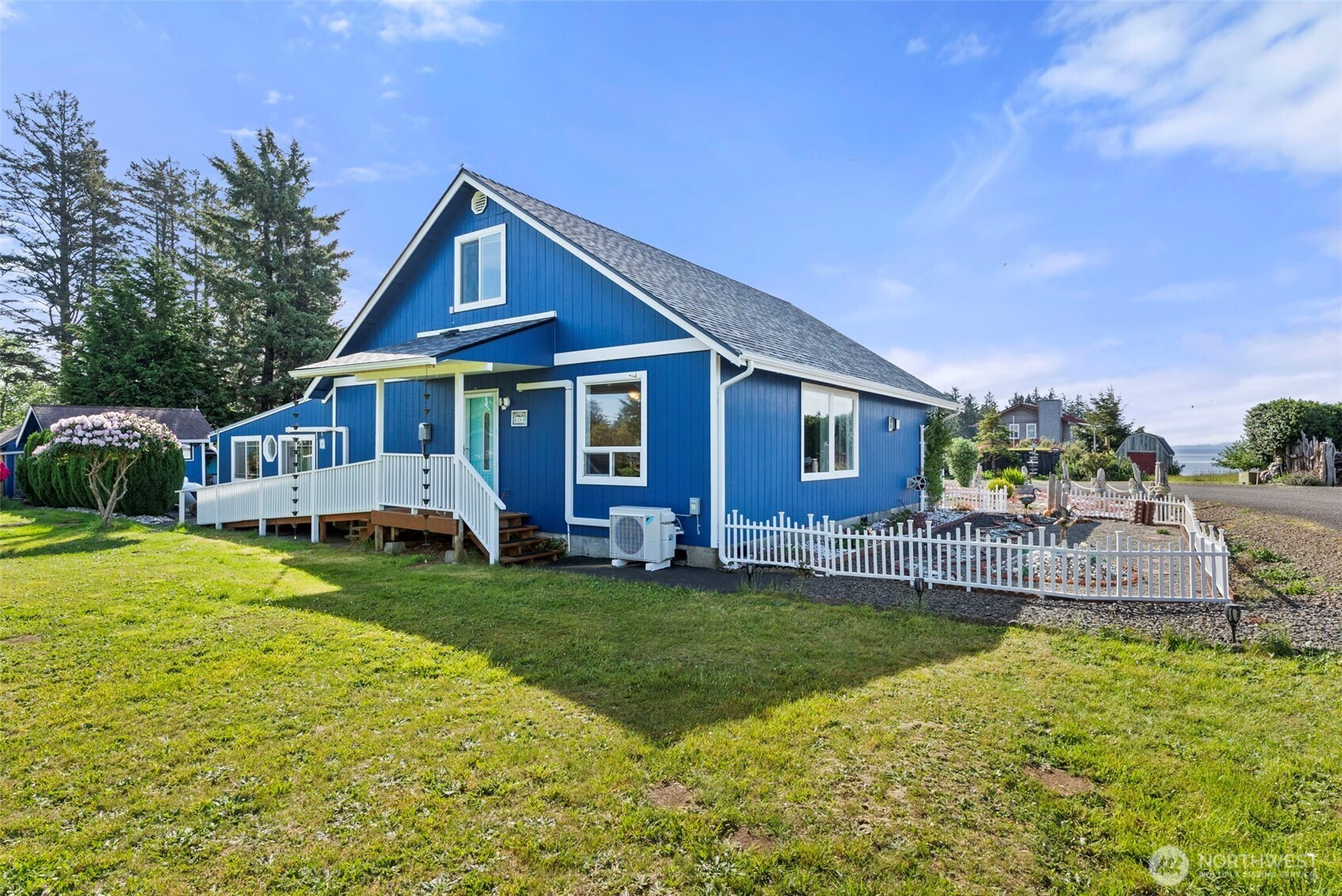 14 Sunset Road, South Bend, WA 98586