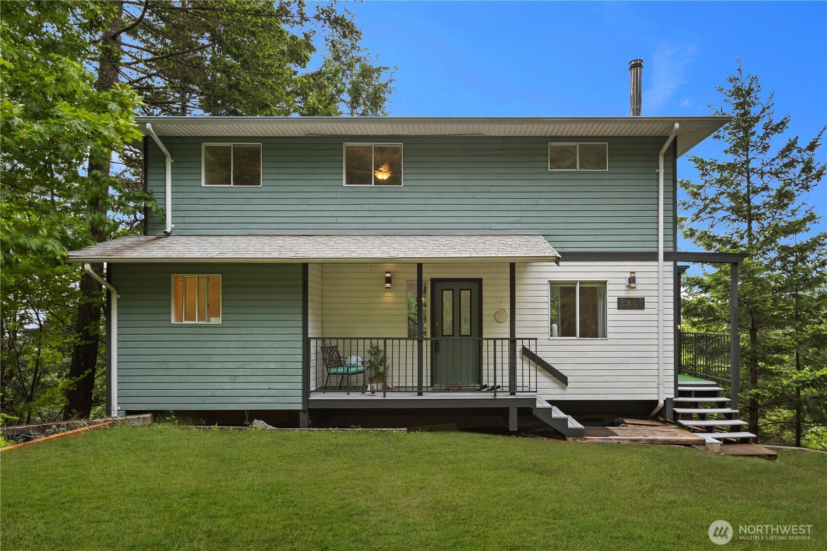 2944 Dogwood Terr, Lummi Island, WA 98262