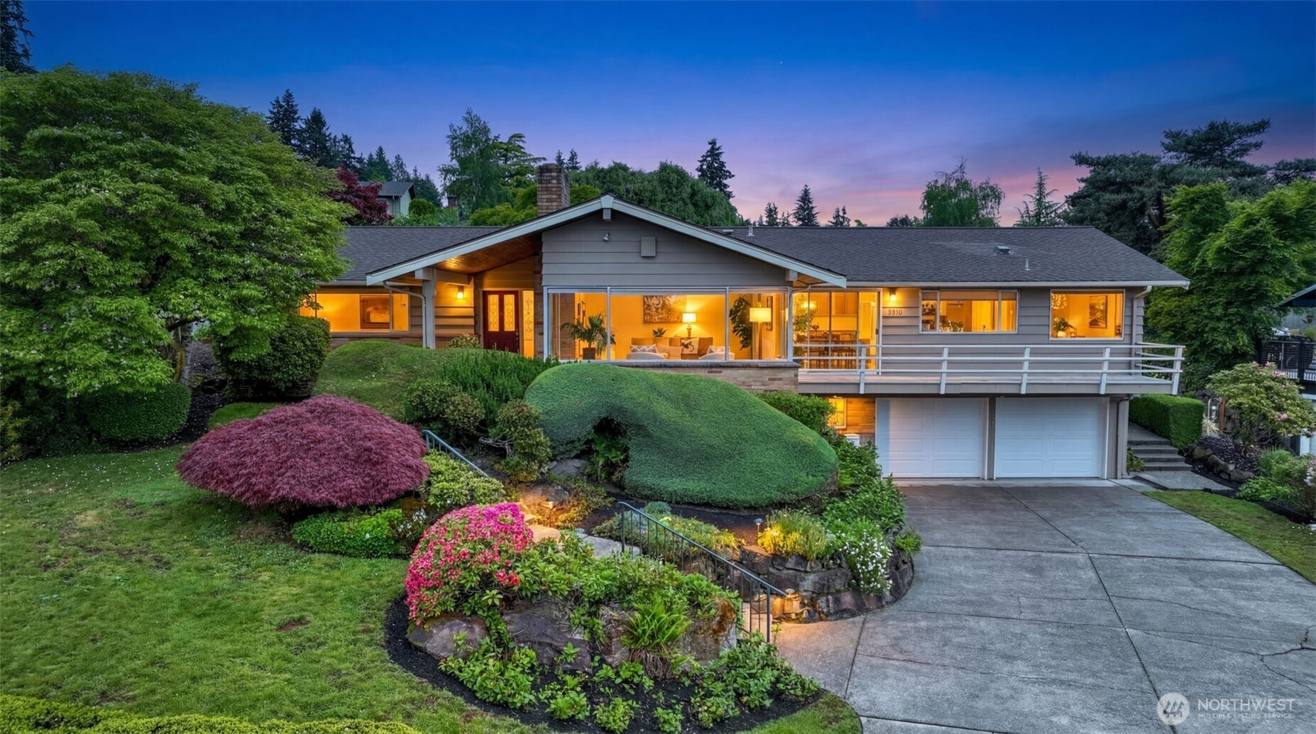 5810 NE 181st Street, Kenmore, WA 98028