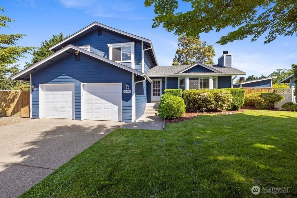 10421 92 Court St SW, Tacoma, WA 98498