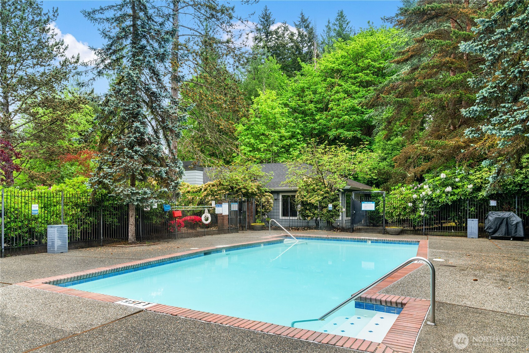 12618 100th Lane NE, Kirkland, WA 98034