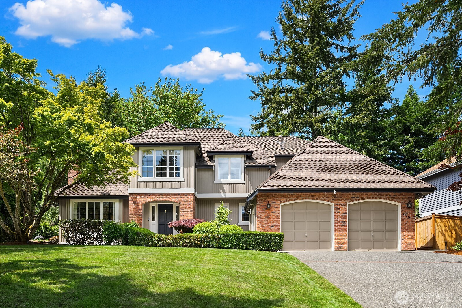 23228 SE 15th Court, Sammamish, WA 98075