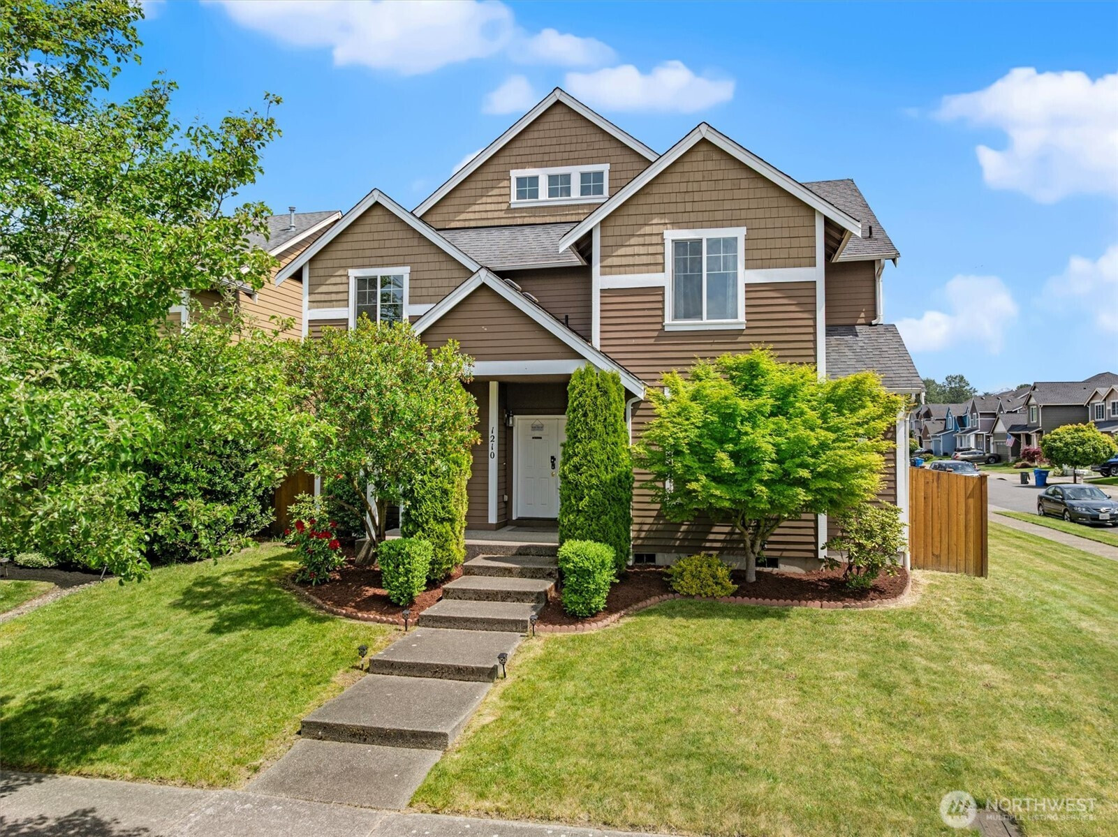 1210 Blue Jay Avenue SW, Orting, WA 98360