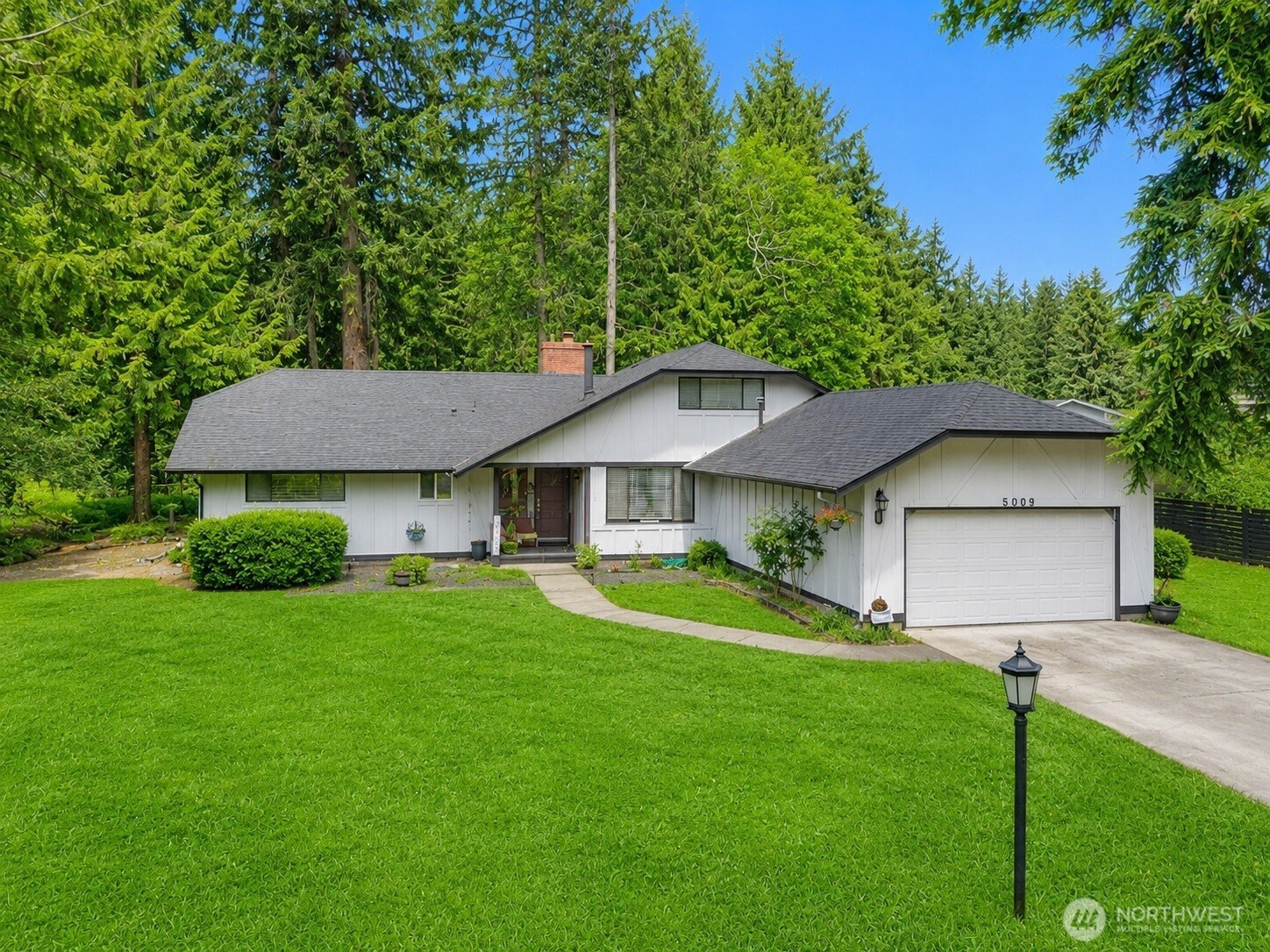 5808 Woodlake Drive W, University Place, WA 98467