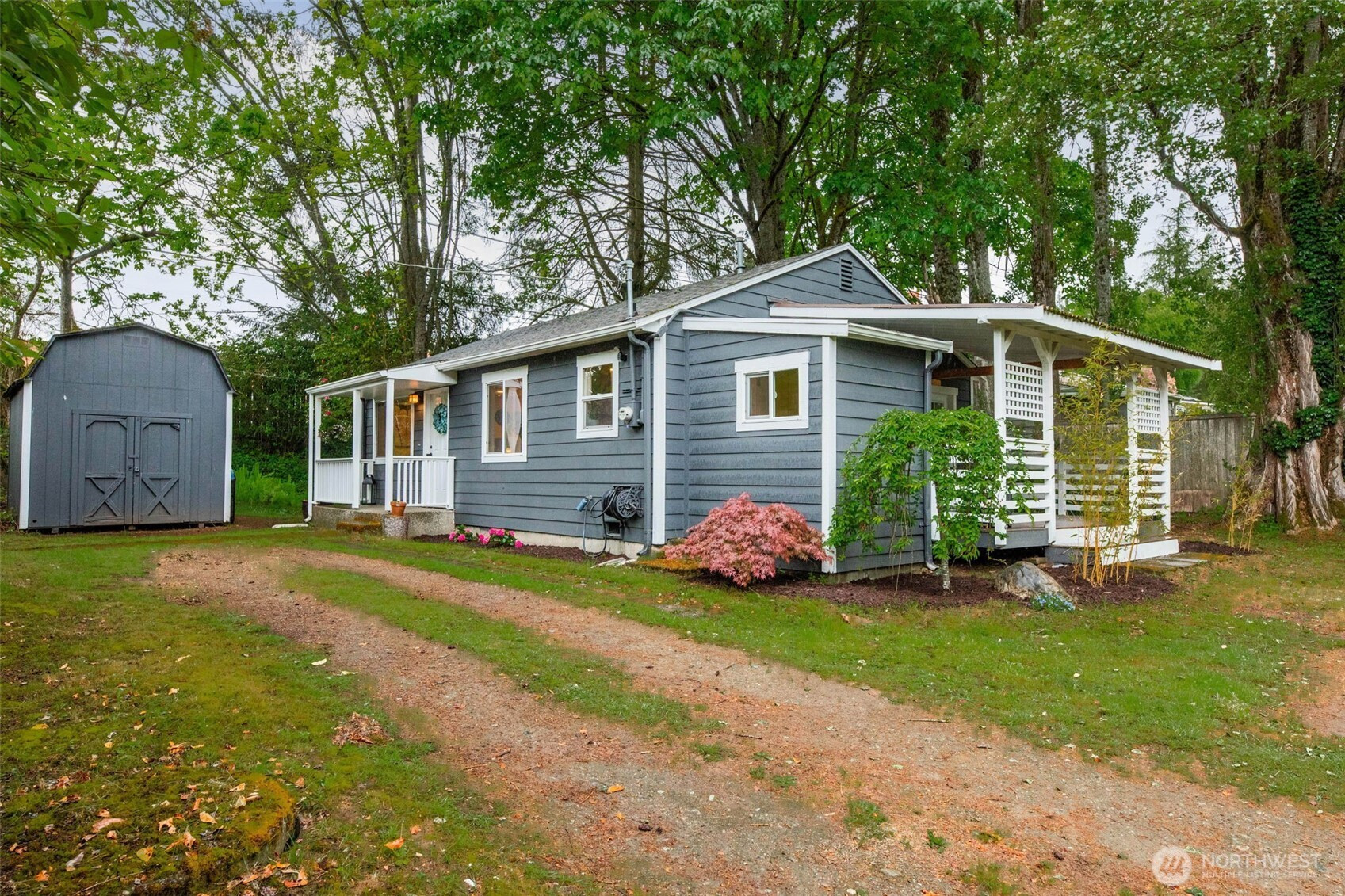 15504 25th Avenue NE, Shoreline, WA 98155