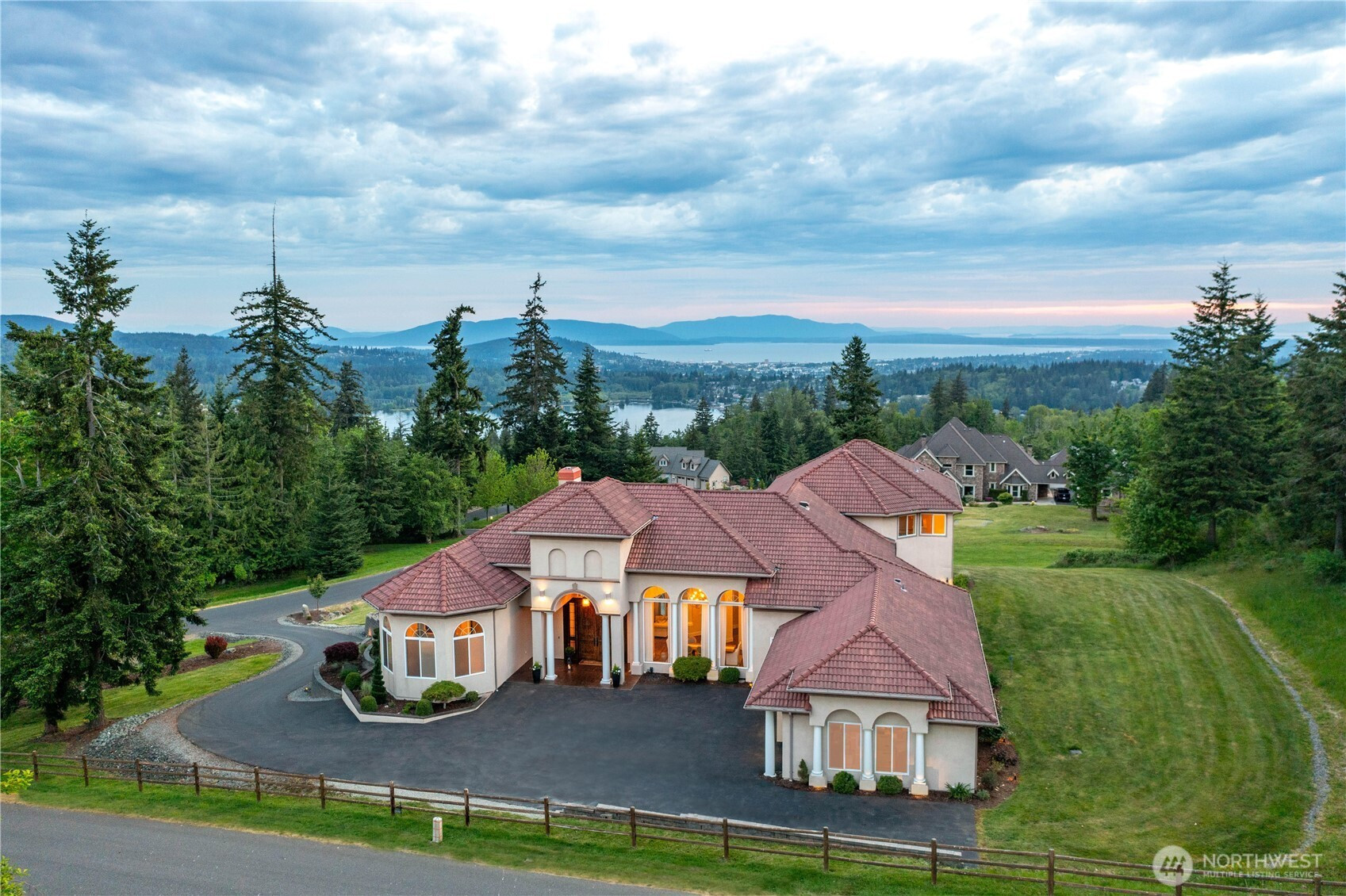 1880 Vineyard Place, Bellingham, WA 98226