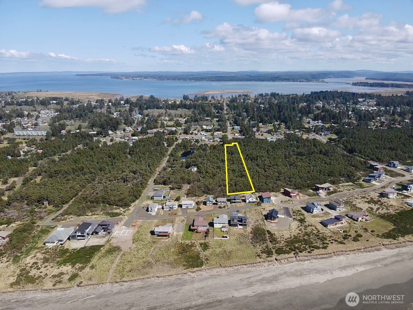 1007 Sand Castle Lane, Westport, WA 98595