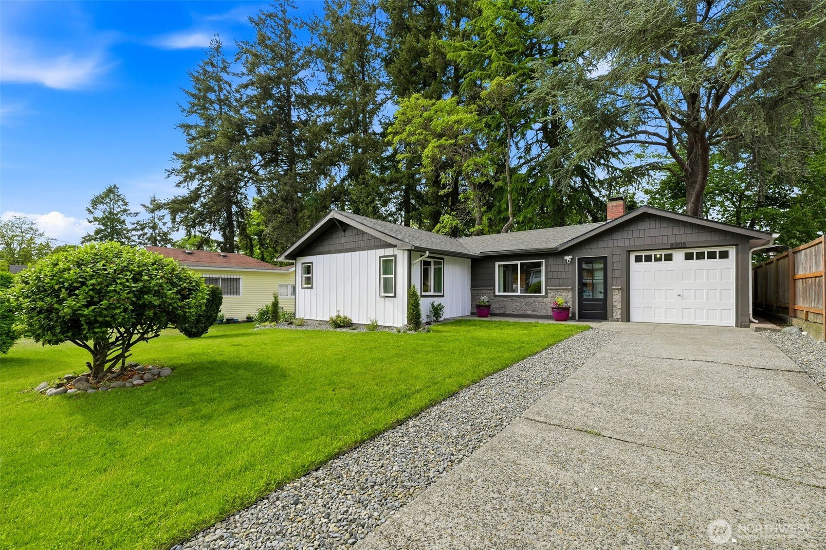 8905 Veterans Drive SW, Lakewood, WA 98498