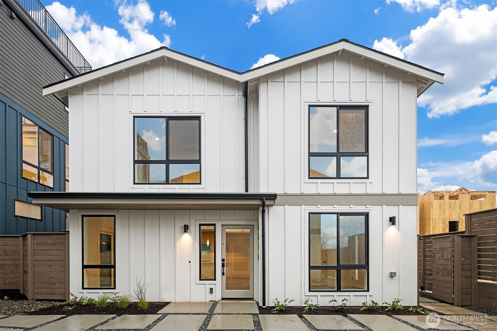 4411 2nd Avenue NE, Seattle, WA 98105