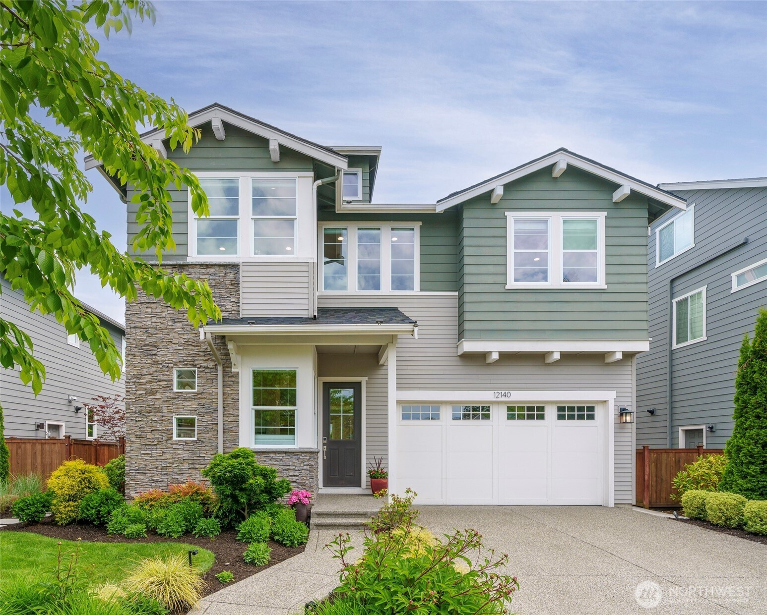 12140 173rd Place NE, Redmond, WA 98052