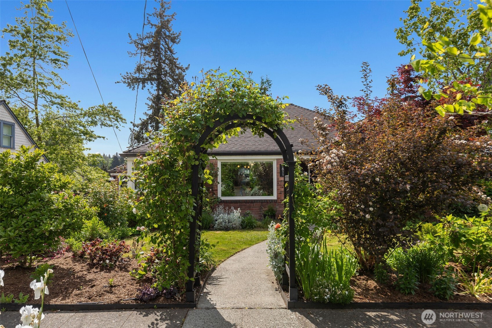3811 39th Avenue S, Seattle, WA 98118