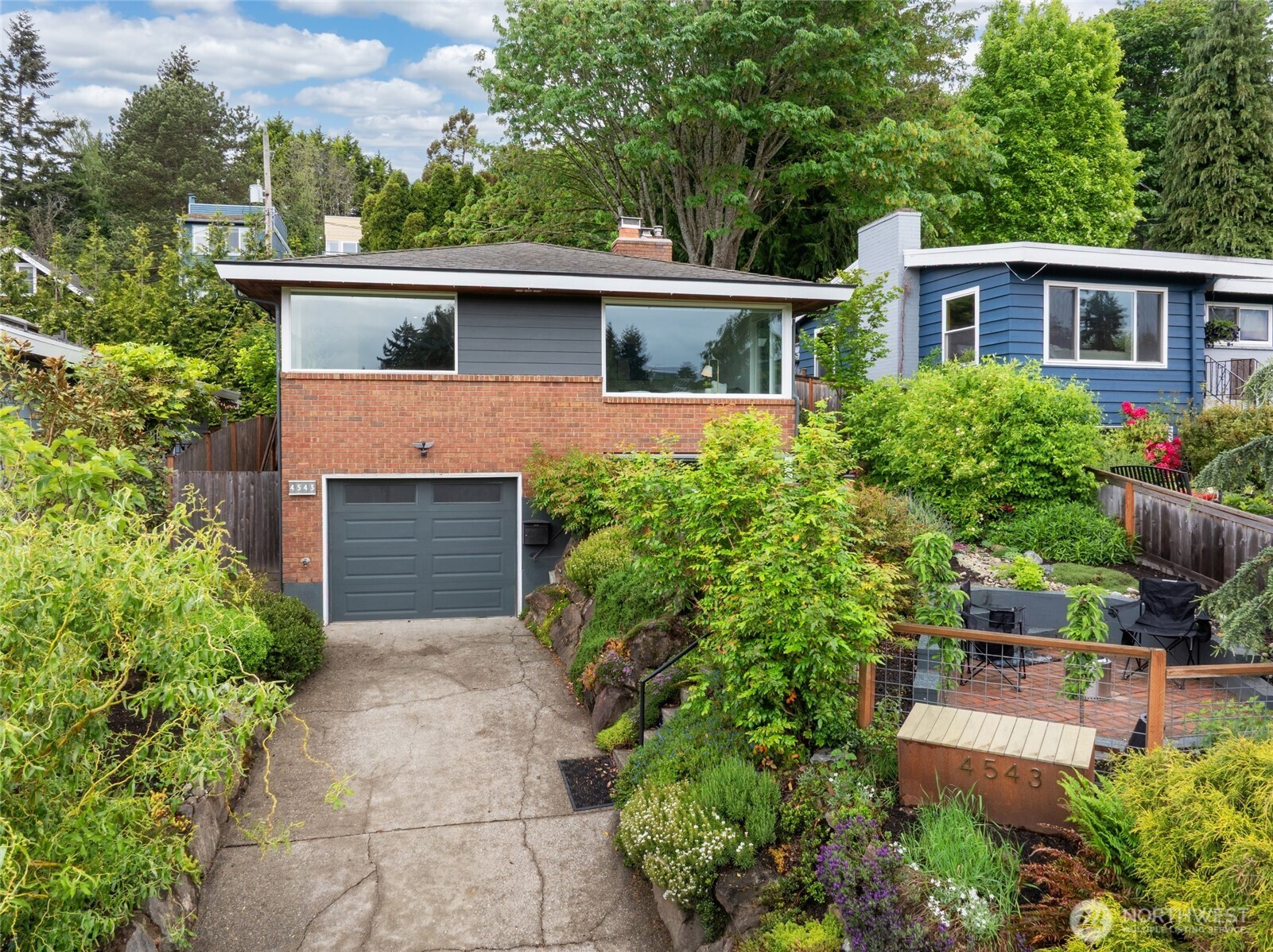 4543 50th Avenue SW, Seattle, WA 98116