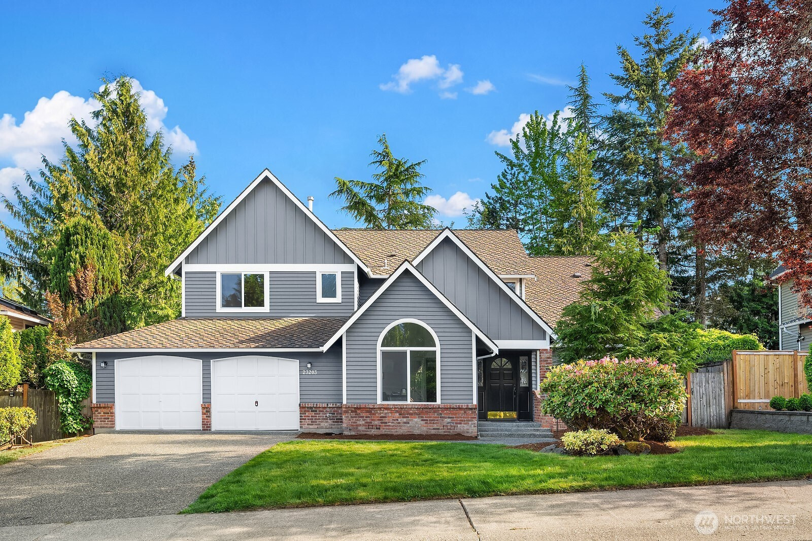 23203 NE 18th Place, Sammamish, WA 98074
