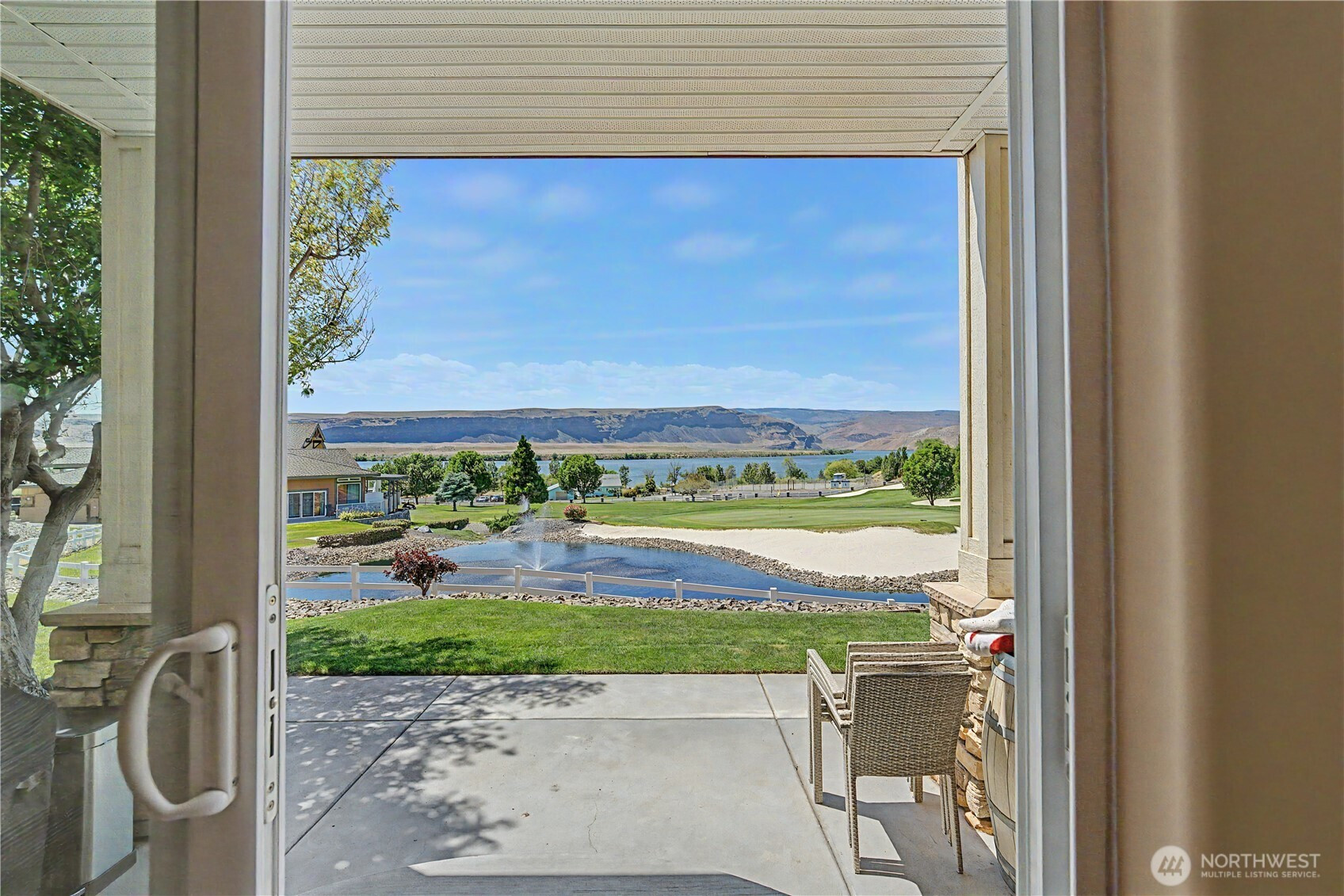 23518 Sunserra Loop NW, Quincy, WA 98848