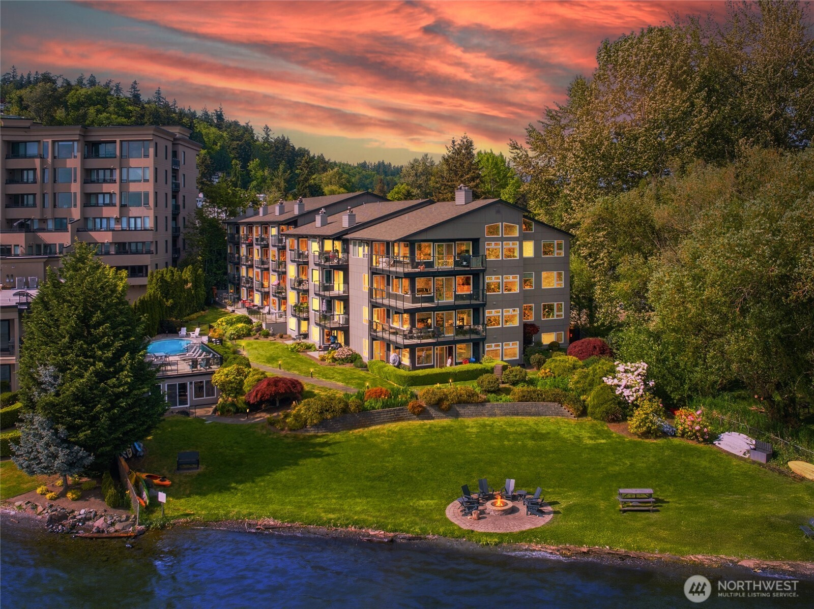 9201 NE Juanita Drive, Kirkland, WA 98034
