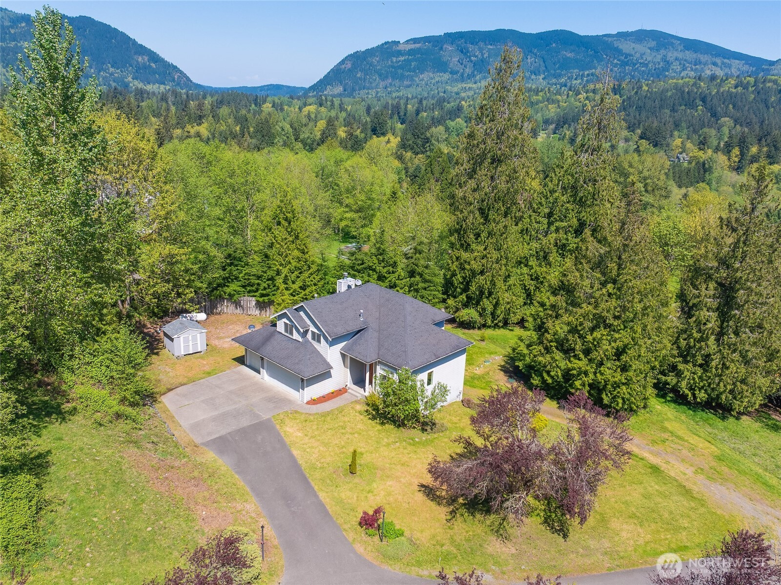 23410 SE 160th Place, Issaquah, WA 98027