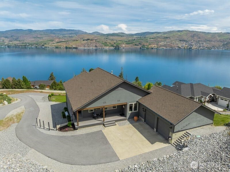 191 Grandview Lane, Chelan, WA 98816