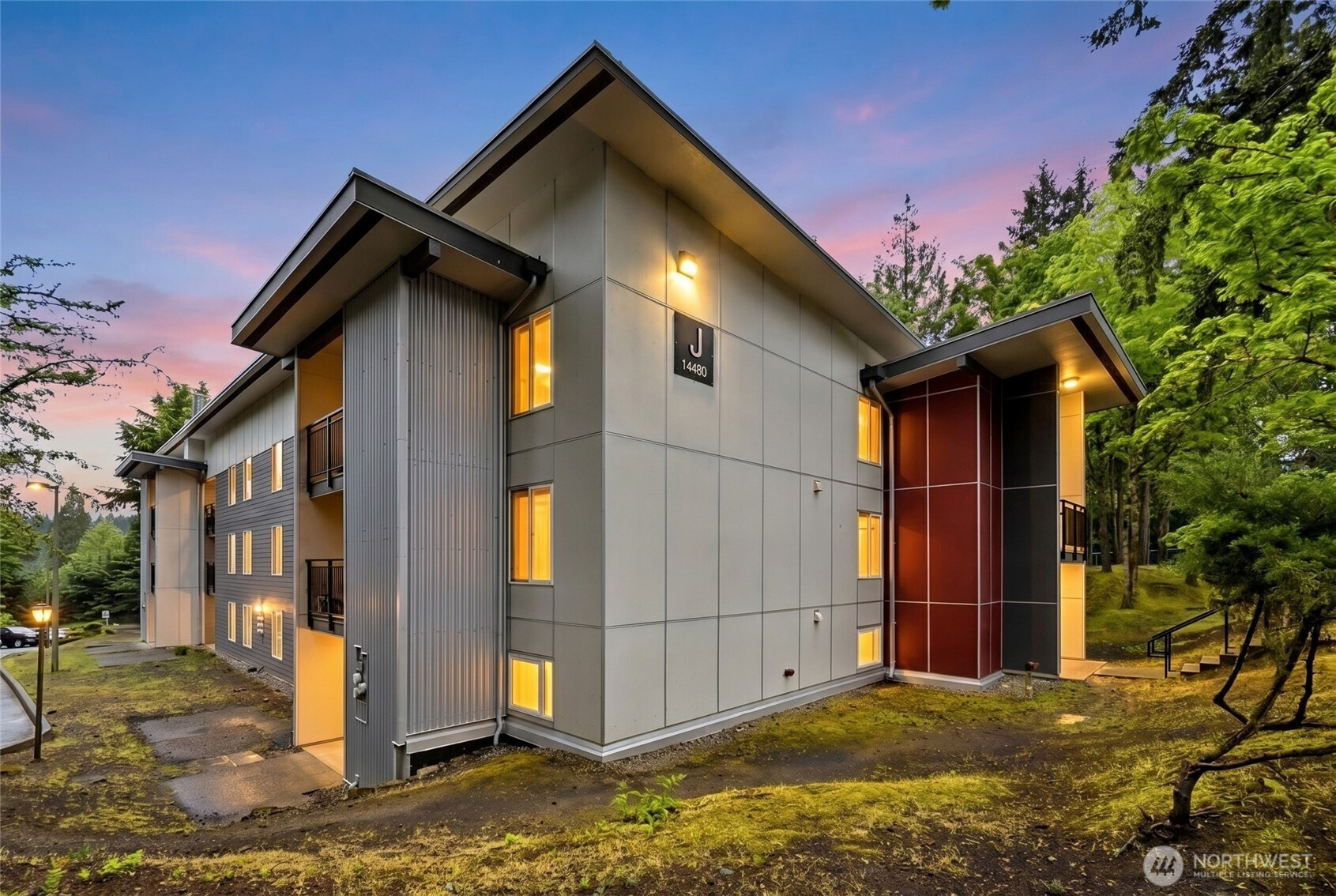 14620 NE 31st Street, Bellevue, WA 98007