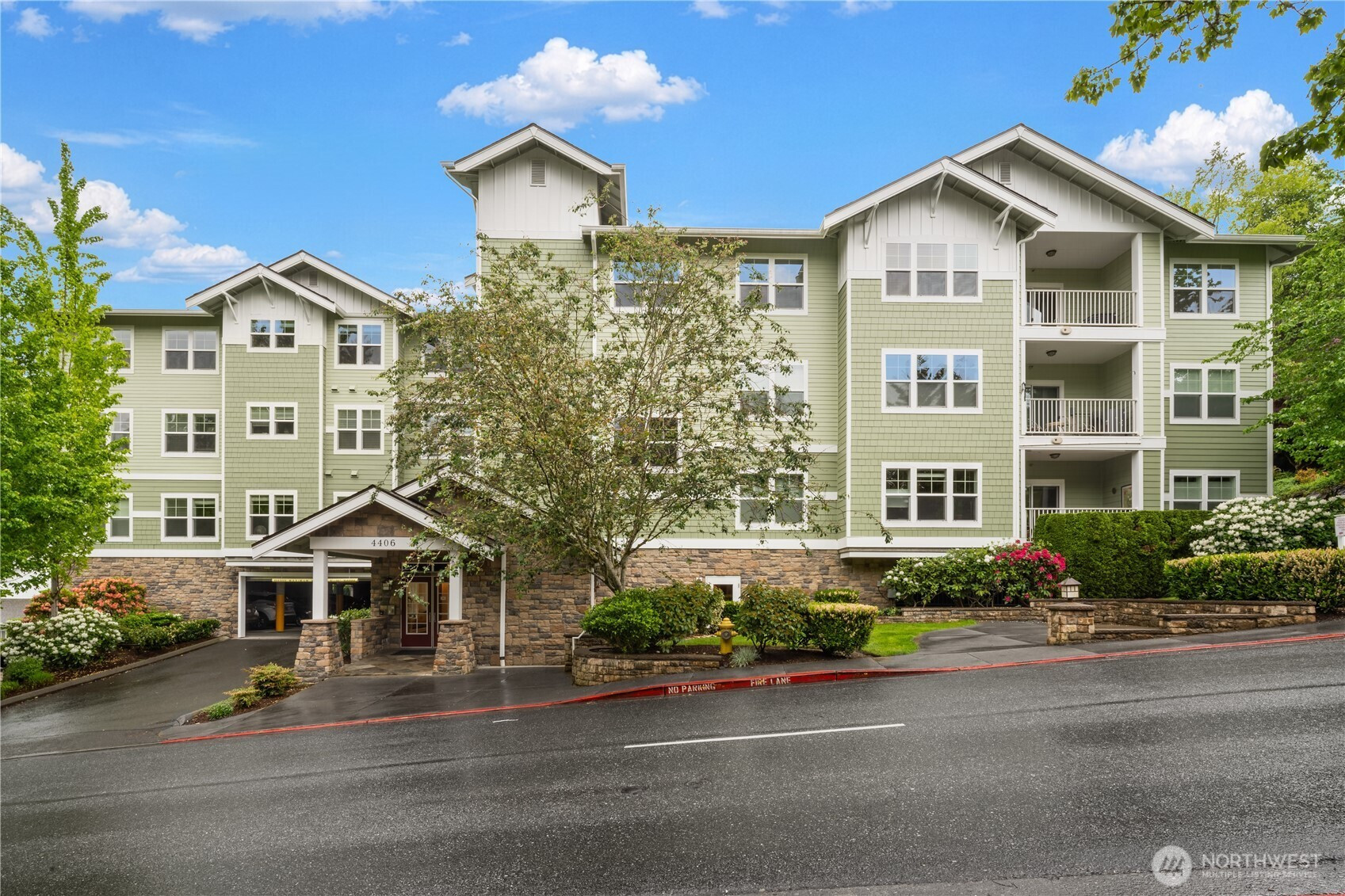 4406 Providence Point Place SE, Issaquah, WA 98029