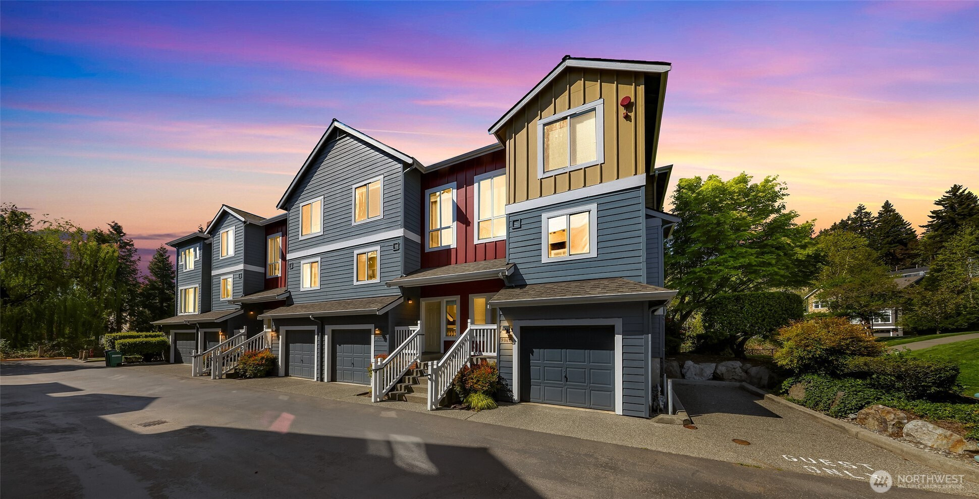 9067 161st Court NE, Redmond, WA 98052
